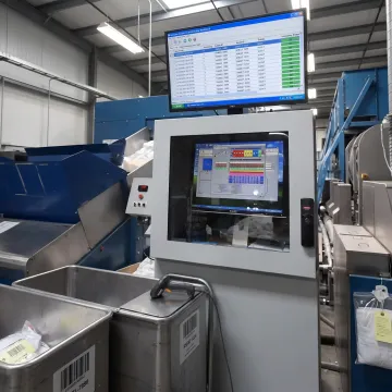 Barcode asset tracking dashboard in a laundry plant