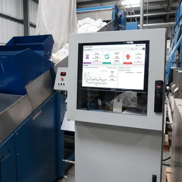 Custom analytics software dashboard for industrial operations